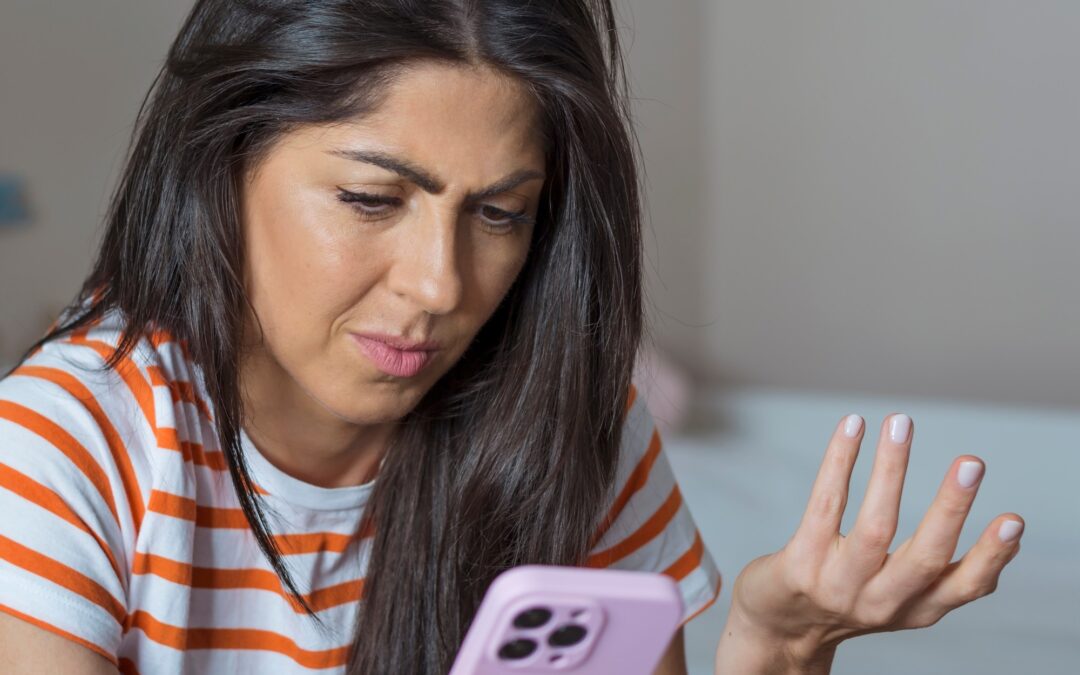 Cómo bloquear páginas no deseadas en el celular
