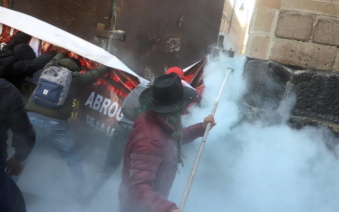 qué mostró el caso de México y cómo operan estos ejércitos digitales